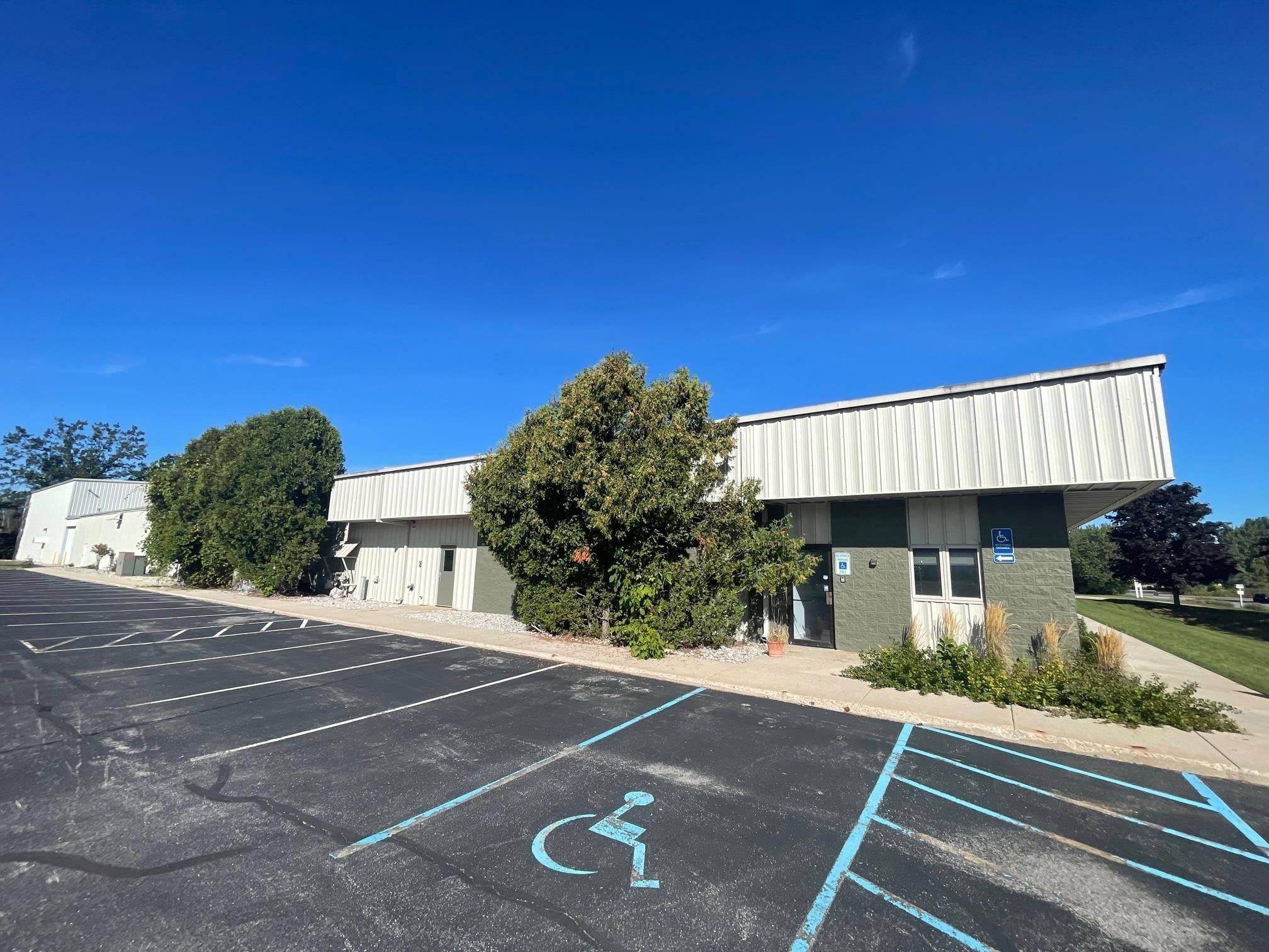 Traverse City, MI 49686,2291 Traversefield Drive