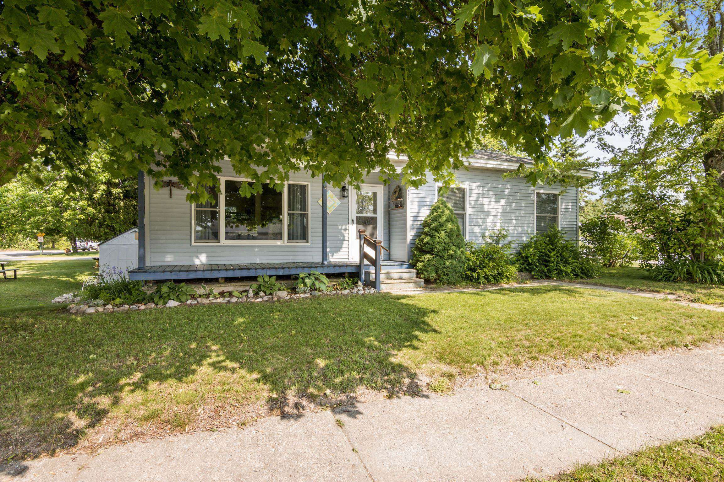 Beulah, MI 49617,112 N Benzie Boulevard