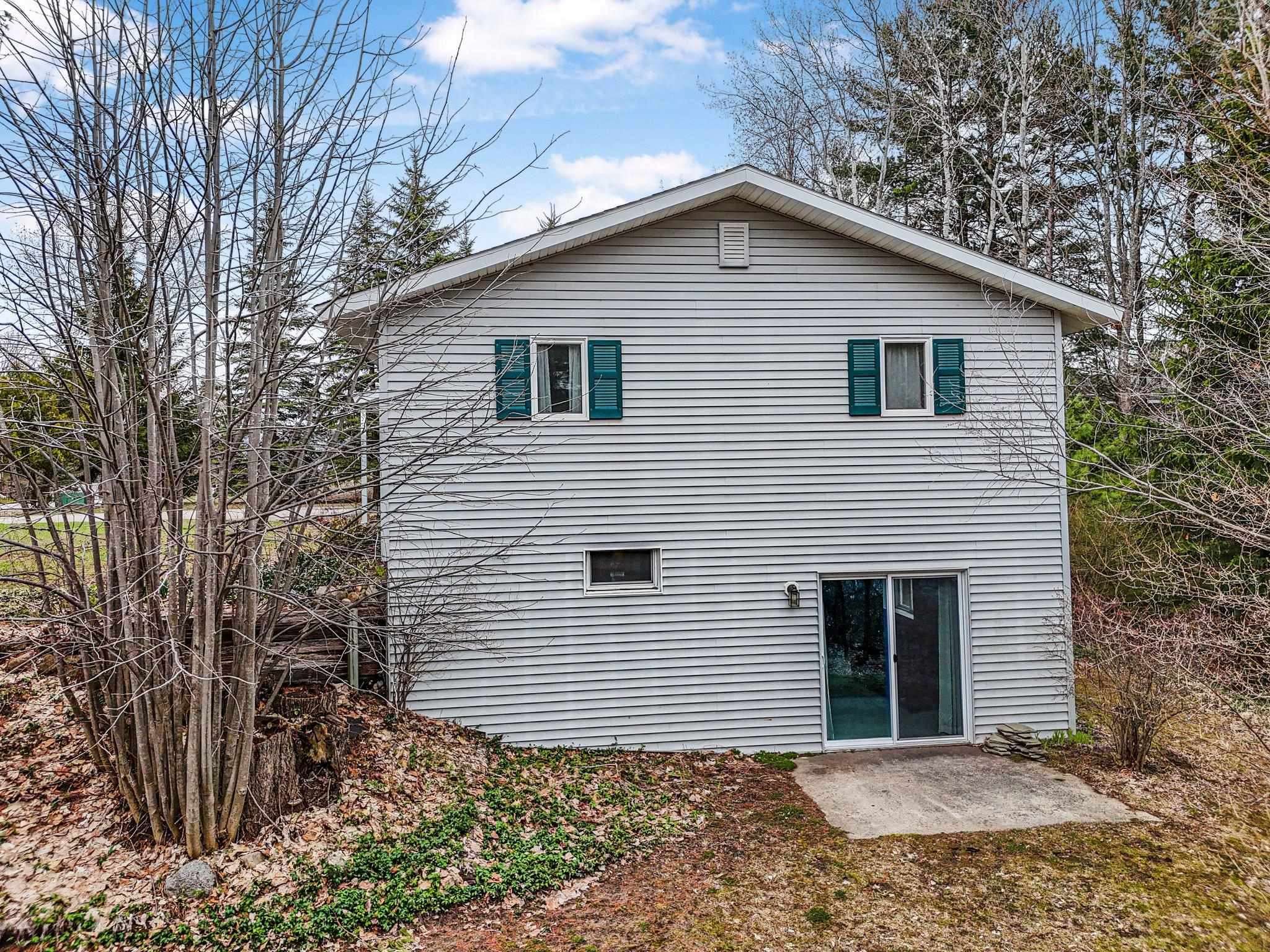 Traverse City, MI 49684,4351 Hearthside Drive