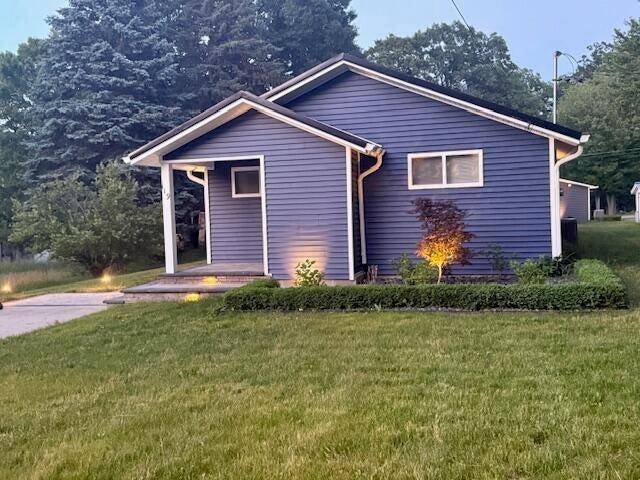 Houghton Lake, MI 48629,206 Joliet Avenue