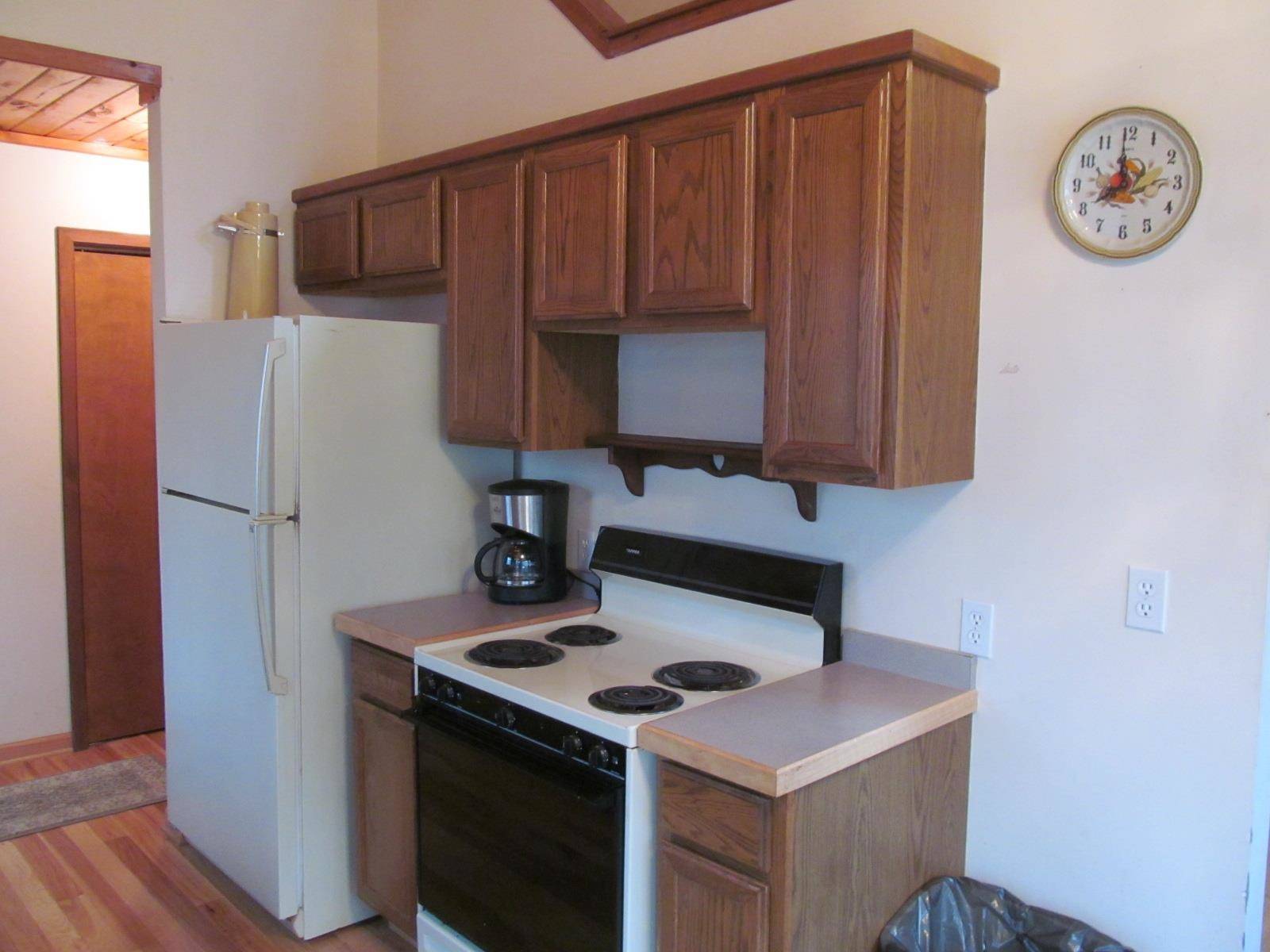 Leroy, MI 49655,16121 130th Avenue