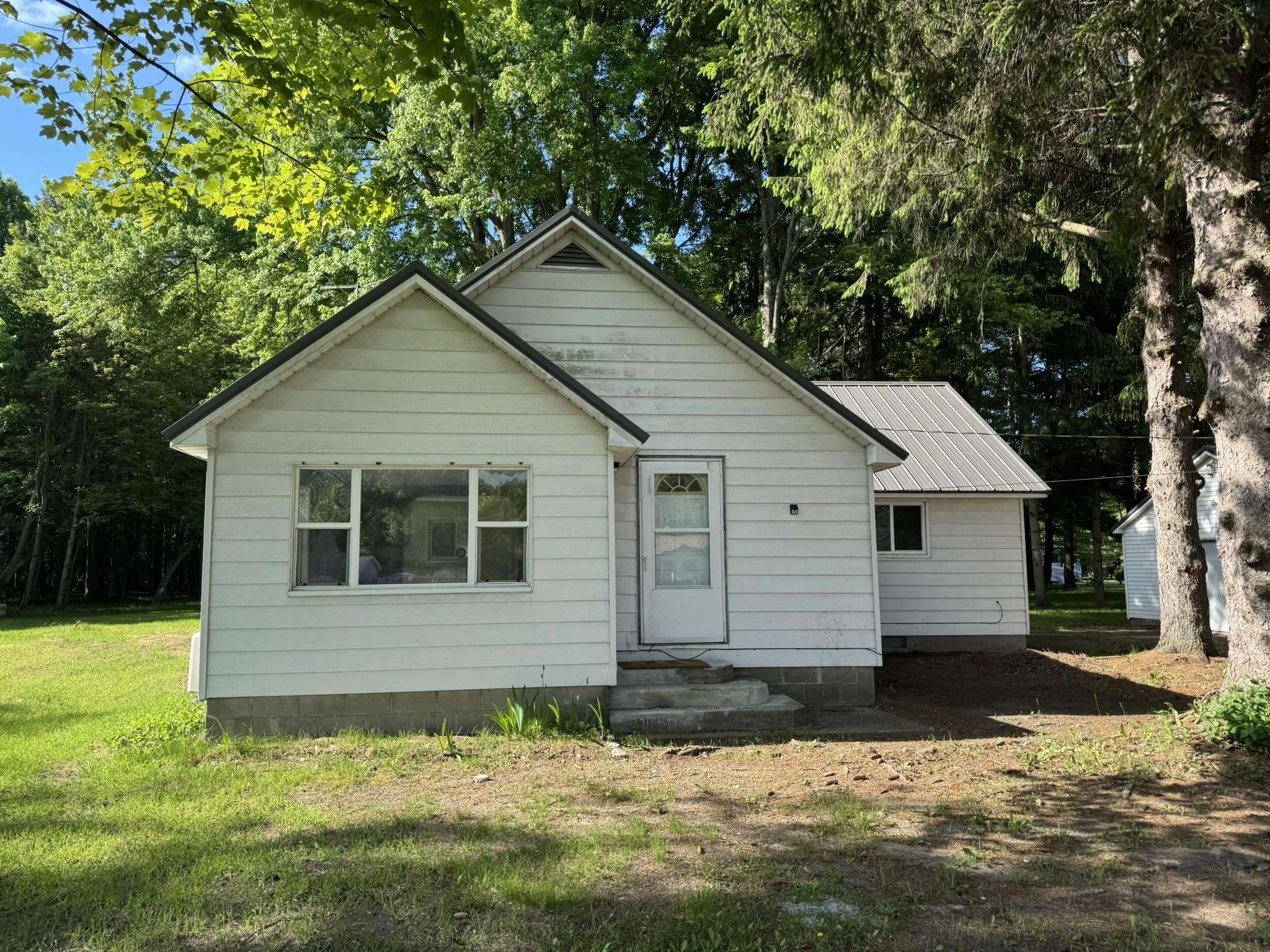 Mount Pleasant, MI 48858,8854 E Pickard Road