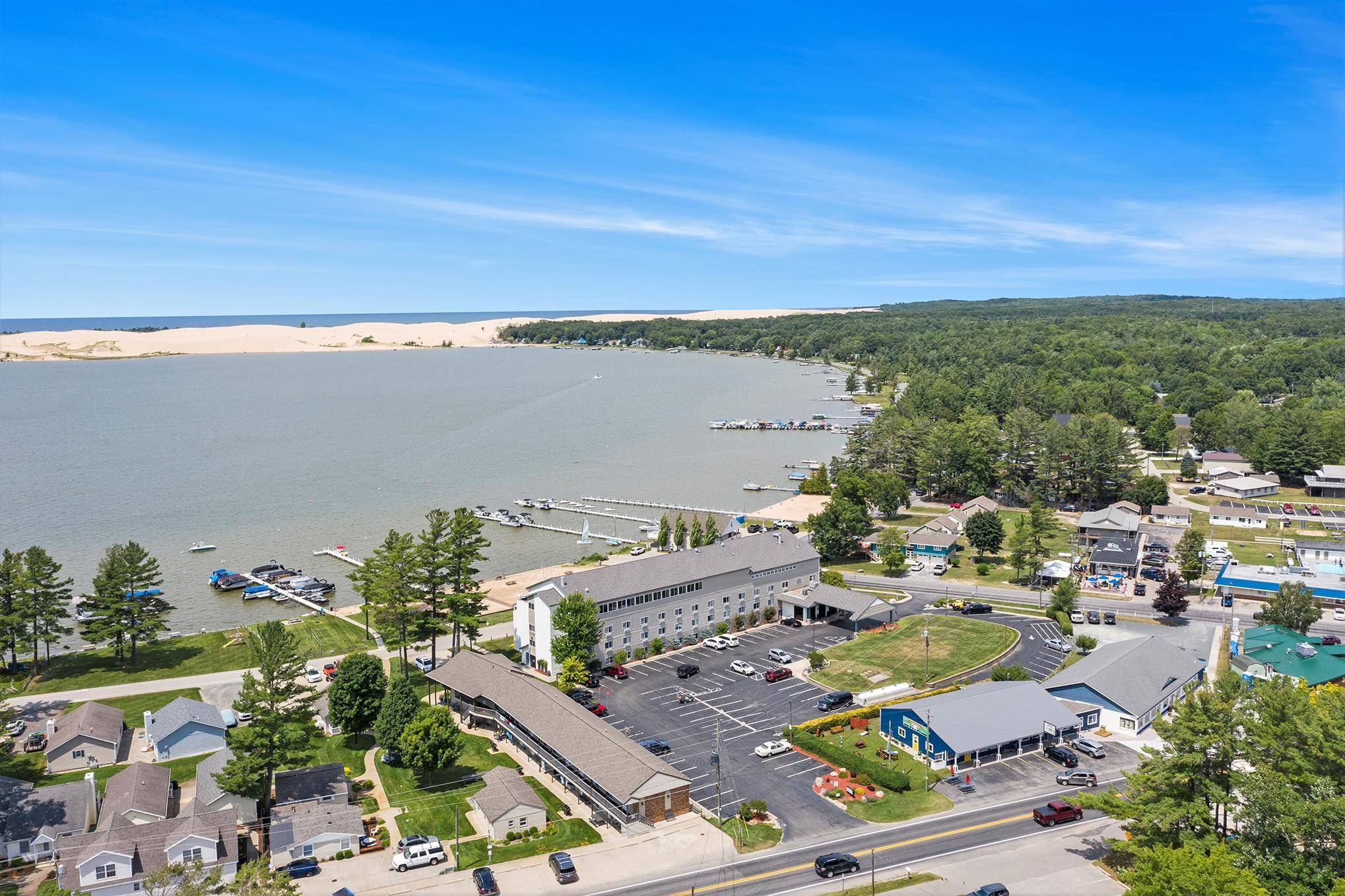Mears, MI 49436,1180 North Shore Drive