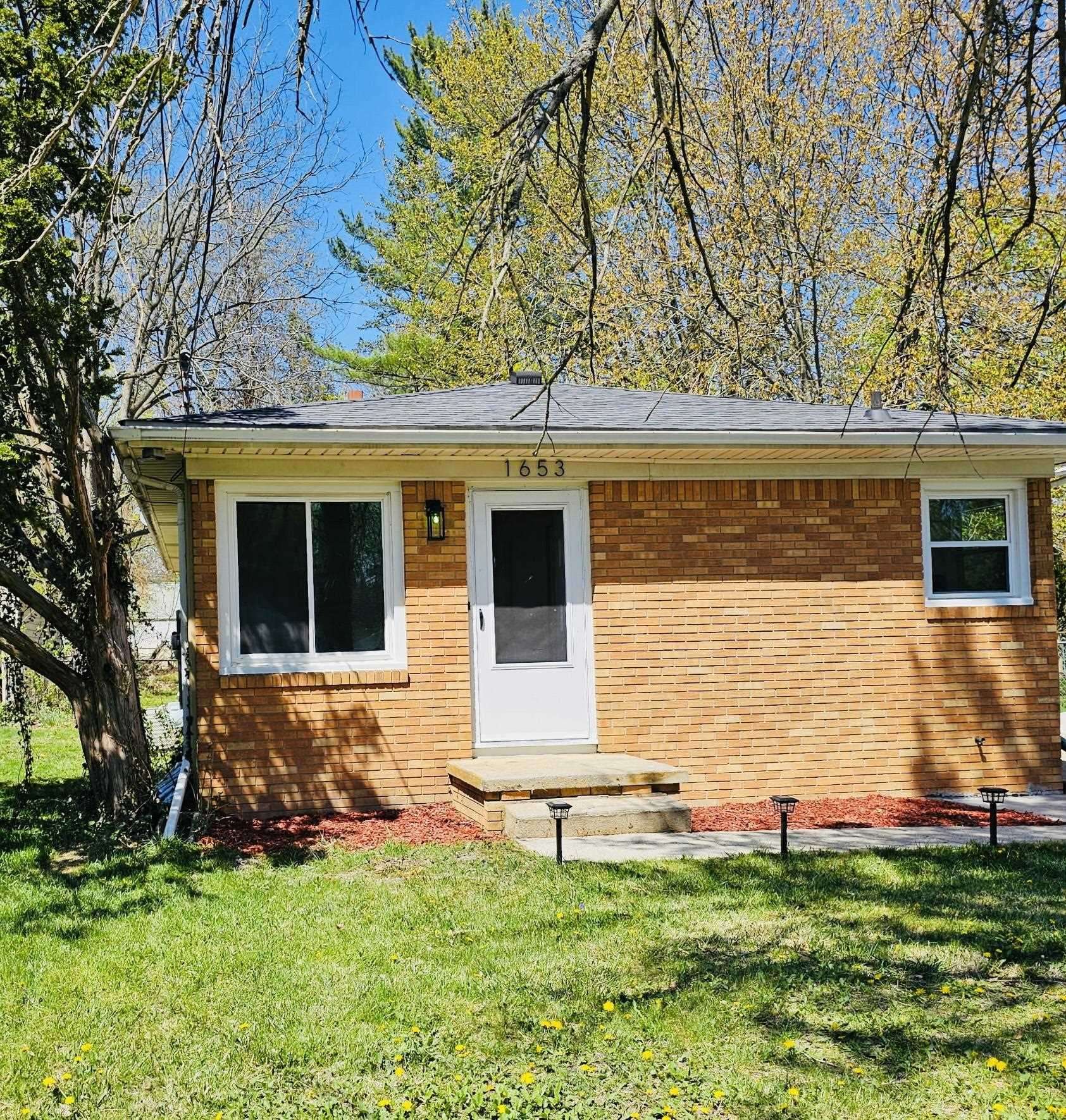 East Lansing, MI 48823,1653 Melrose Avenue