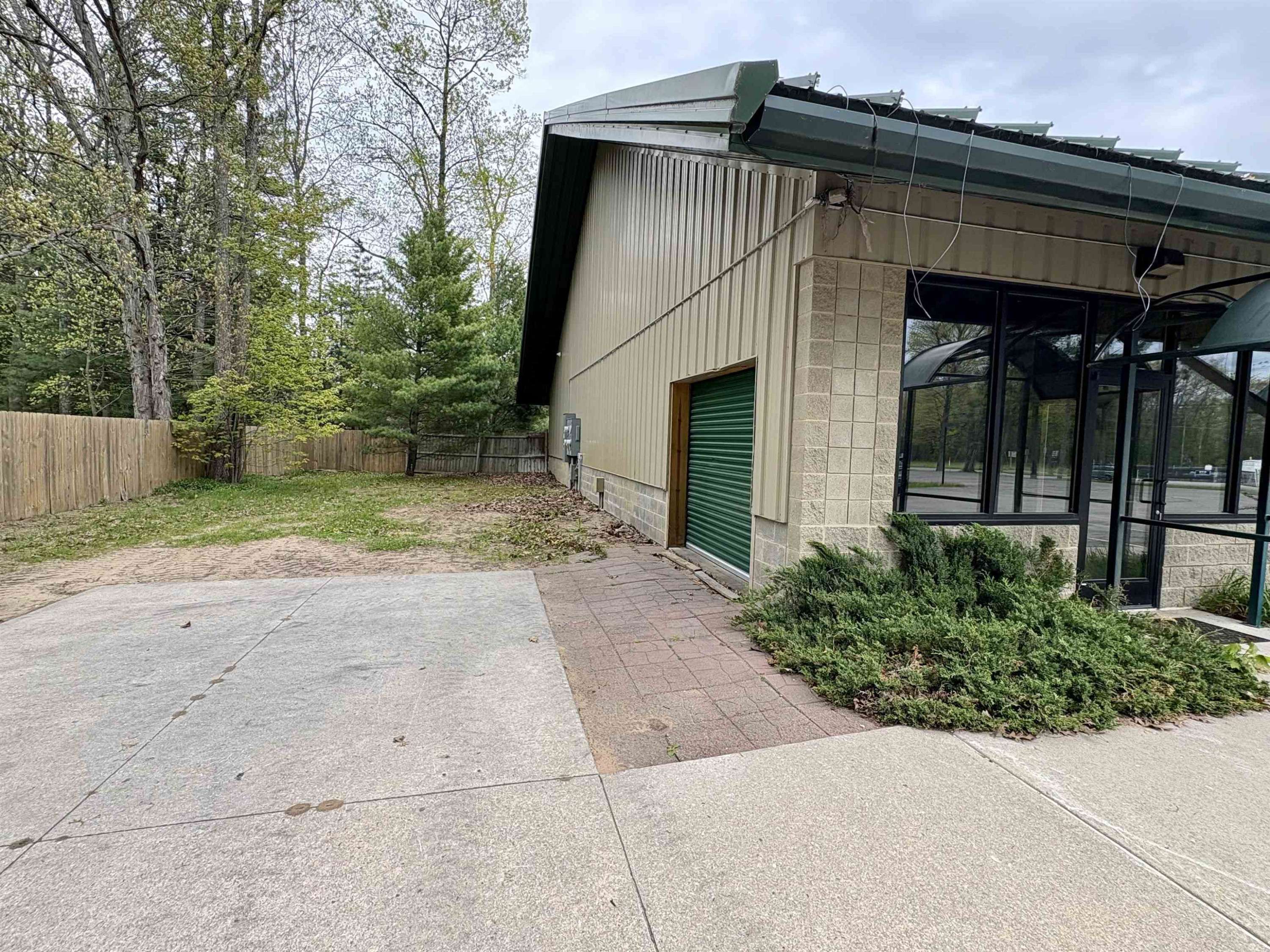 Interlochen, MI 49643,9664 US-31 S