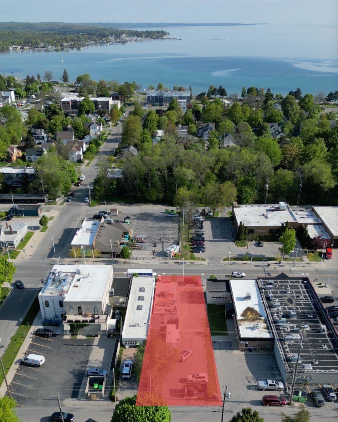 Traverse City, MI 49684,531 #3 W Front Street