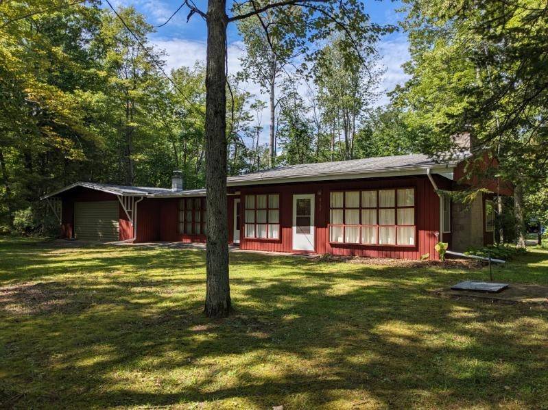 Hale, MI 48739,8162 Beech Street