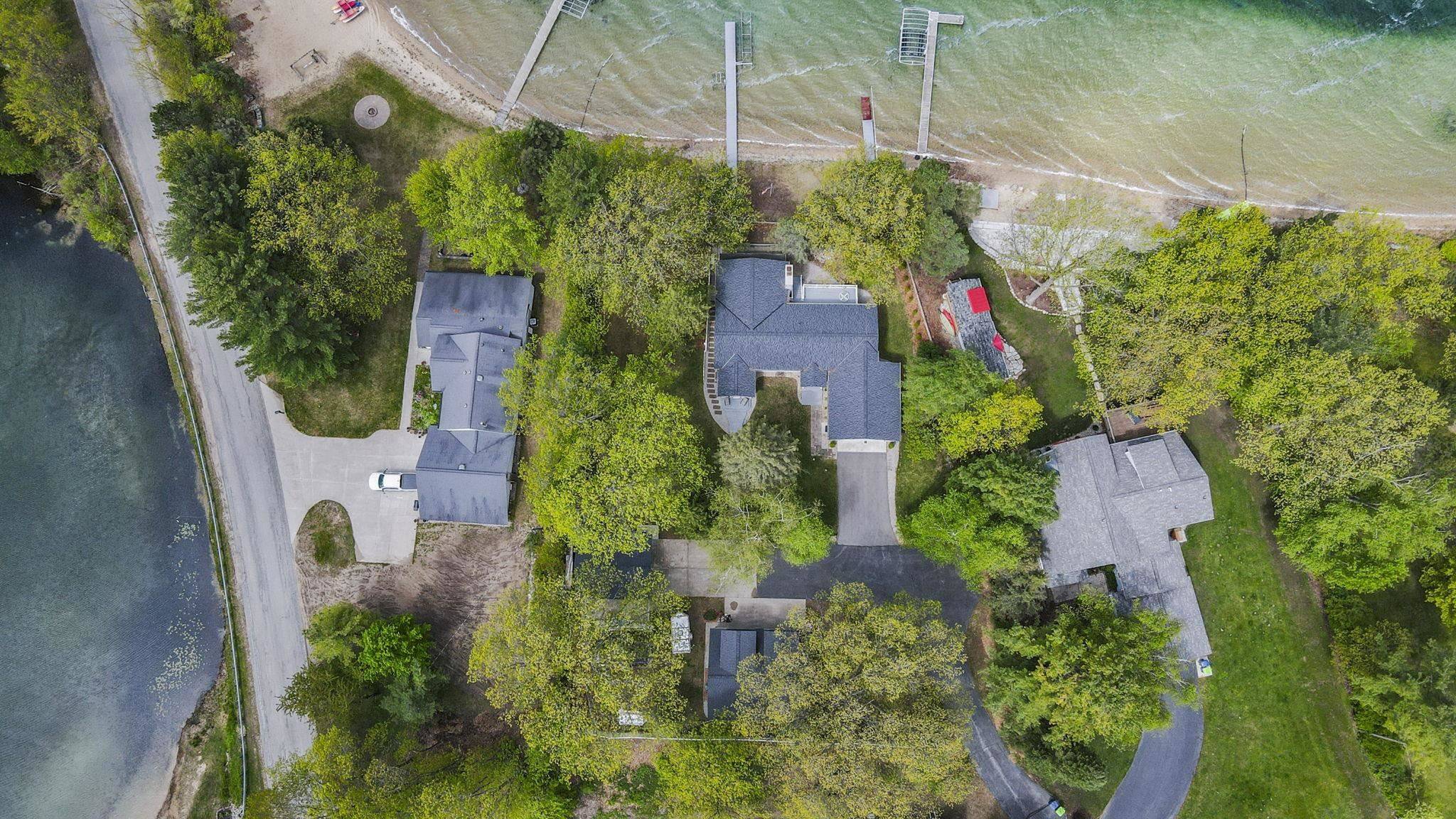 Traverse City, MI 49685,383 Finehout Drive