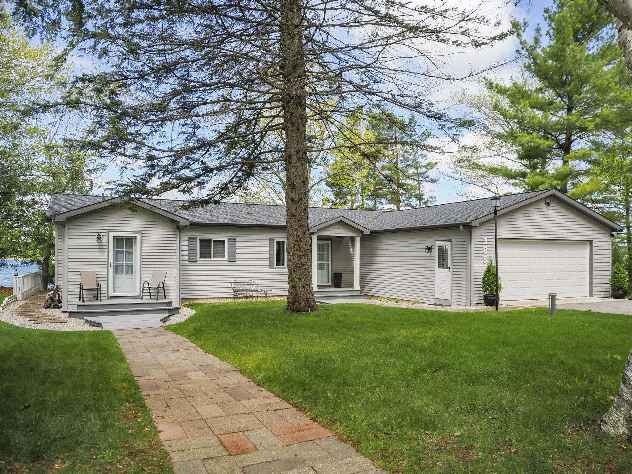 Traverse City, MI 49685,383 Finehout Drive