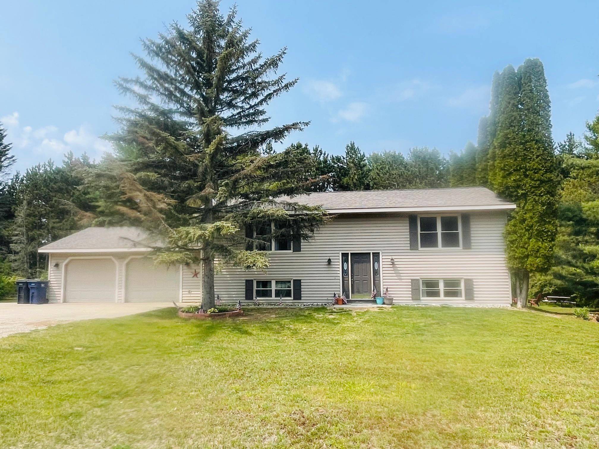 Bellaire, MI 49615,7655 Sandy Lane