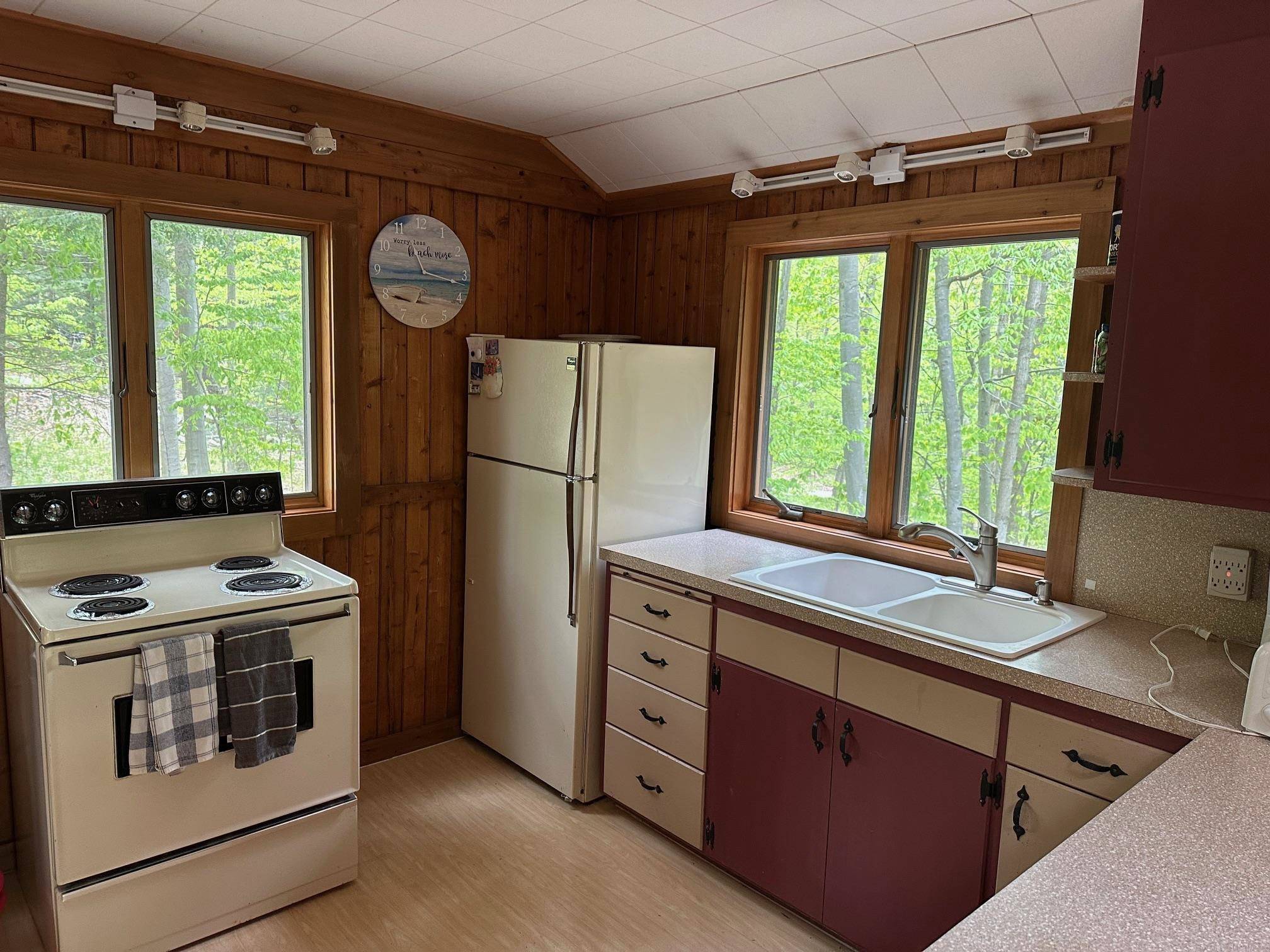 Frankfort, MI 49635,708 Edwards Avenue