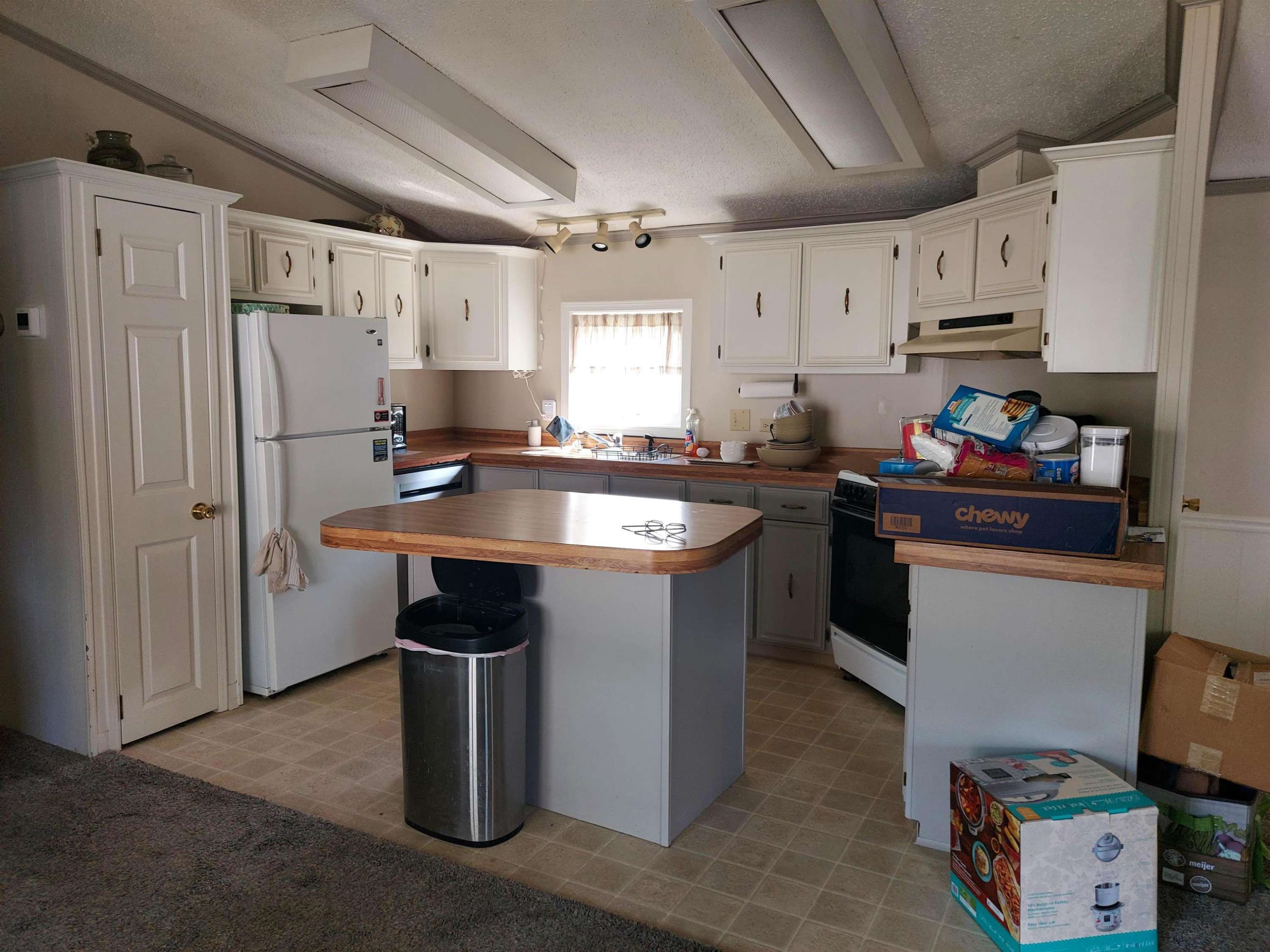 Traverse City, MI 49686,2779 Frank Street