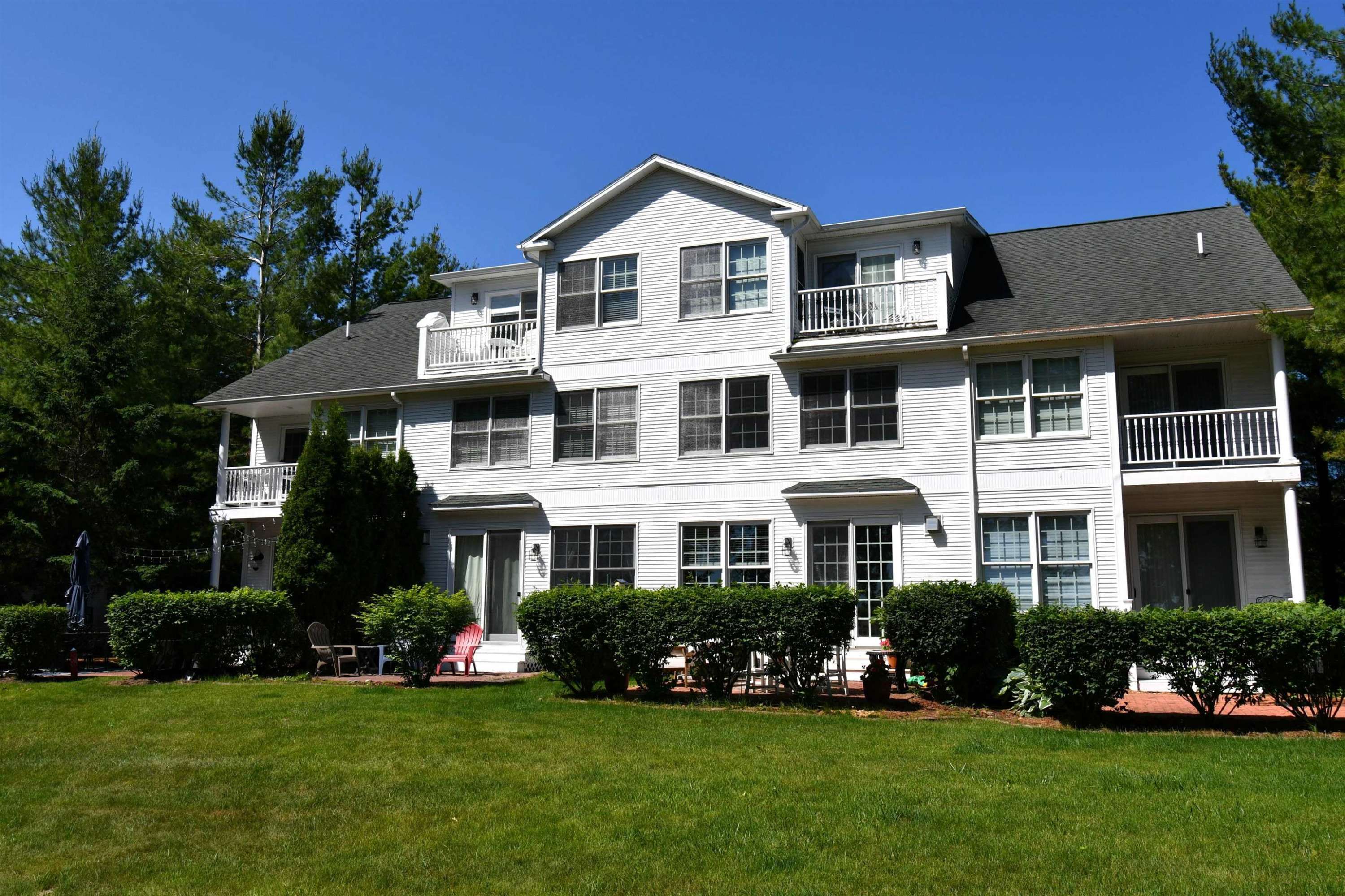 Charlevoix, MI 49720,13354 Stover Road