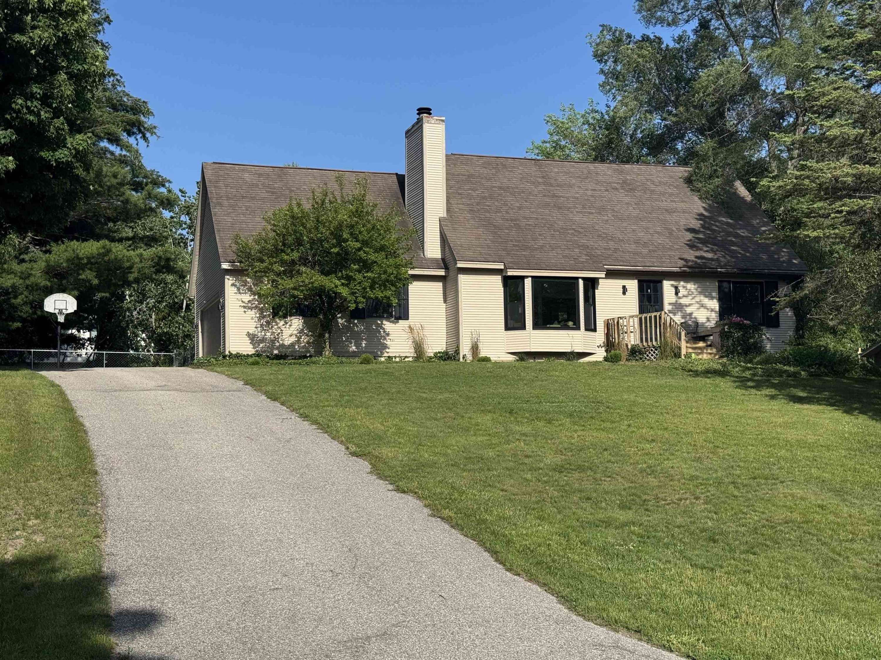 Traverse City, MI 49686,726 Highland Park Drive