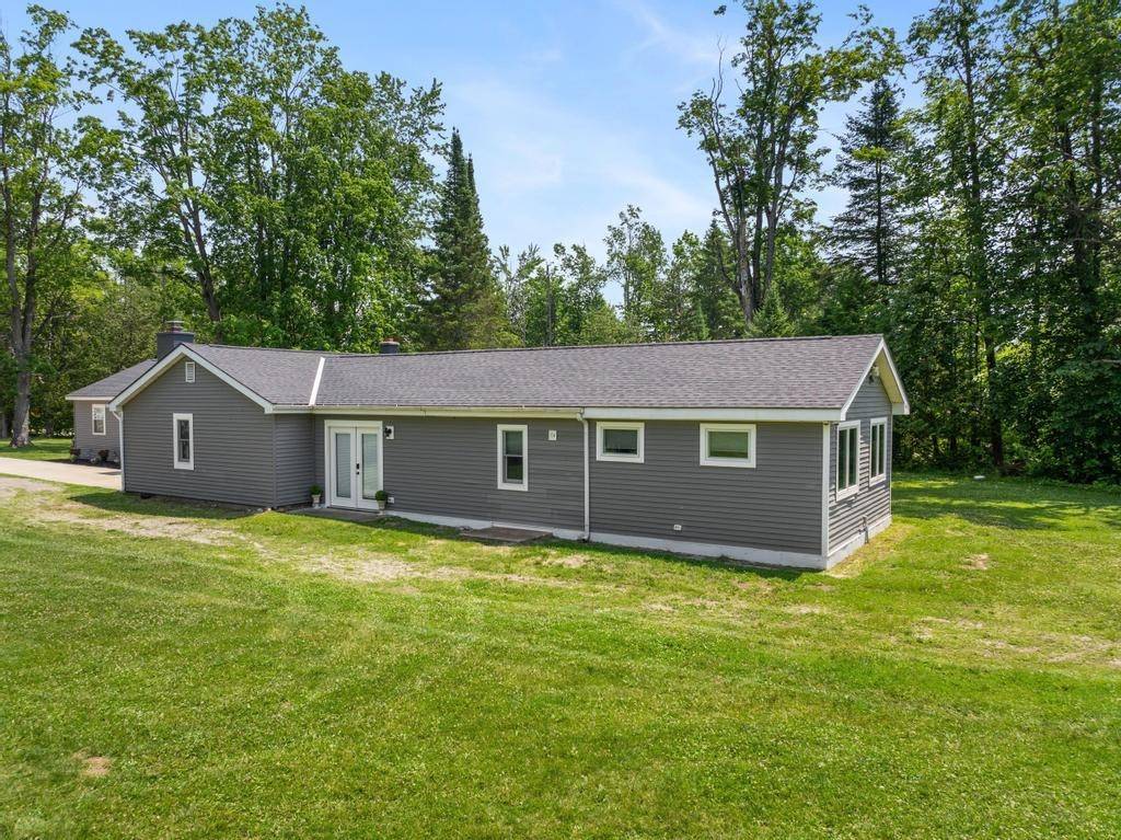 Alanson, MI 49706,7726 Lake