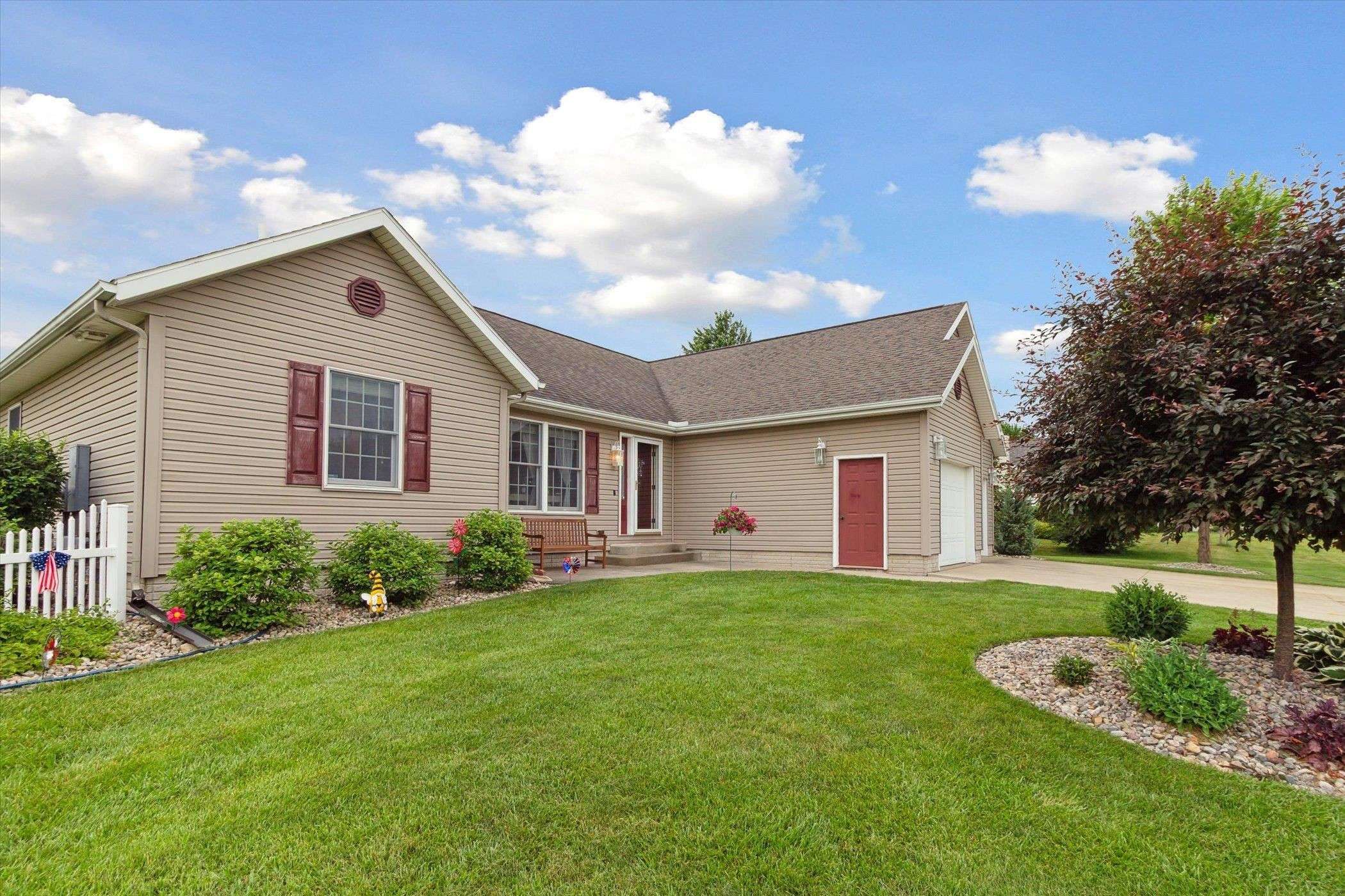 Ithaca, MI 48847,514 Westwind