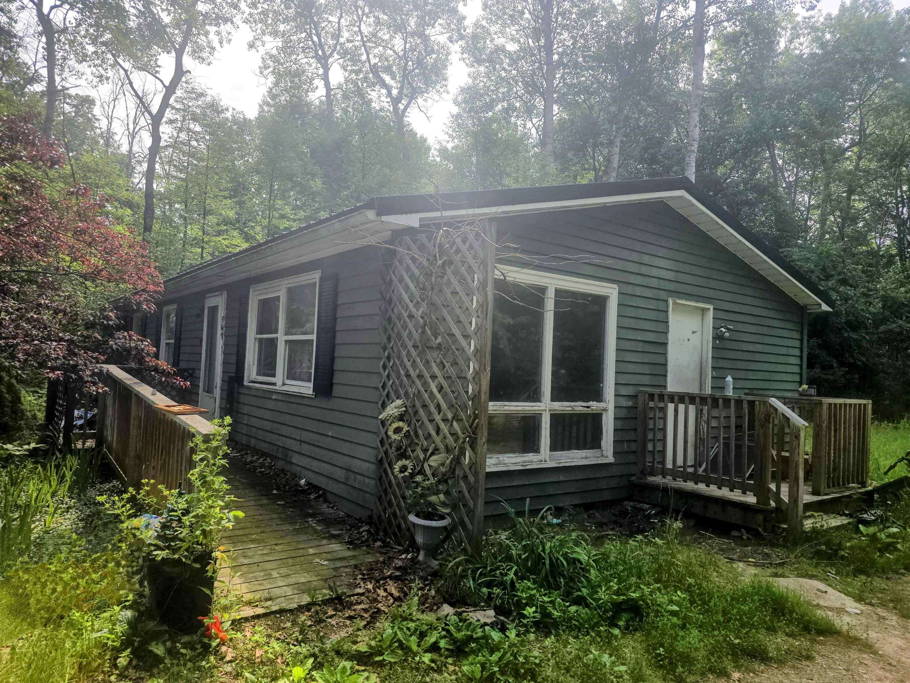 Farwell, MI 48622,764 E Surrey Road