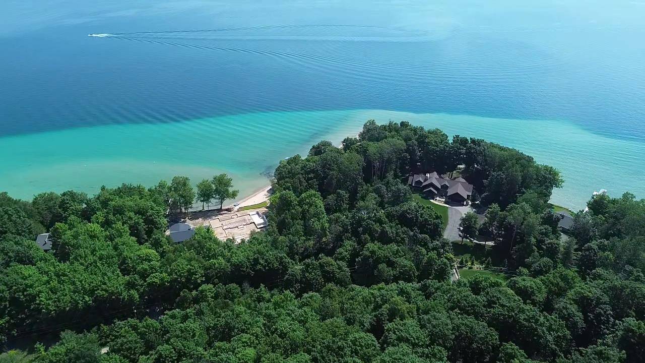 Kewadin, MI 49648,3485 NW Torch Lake Drive