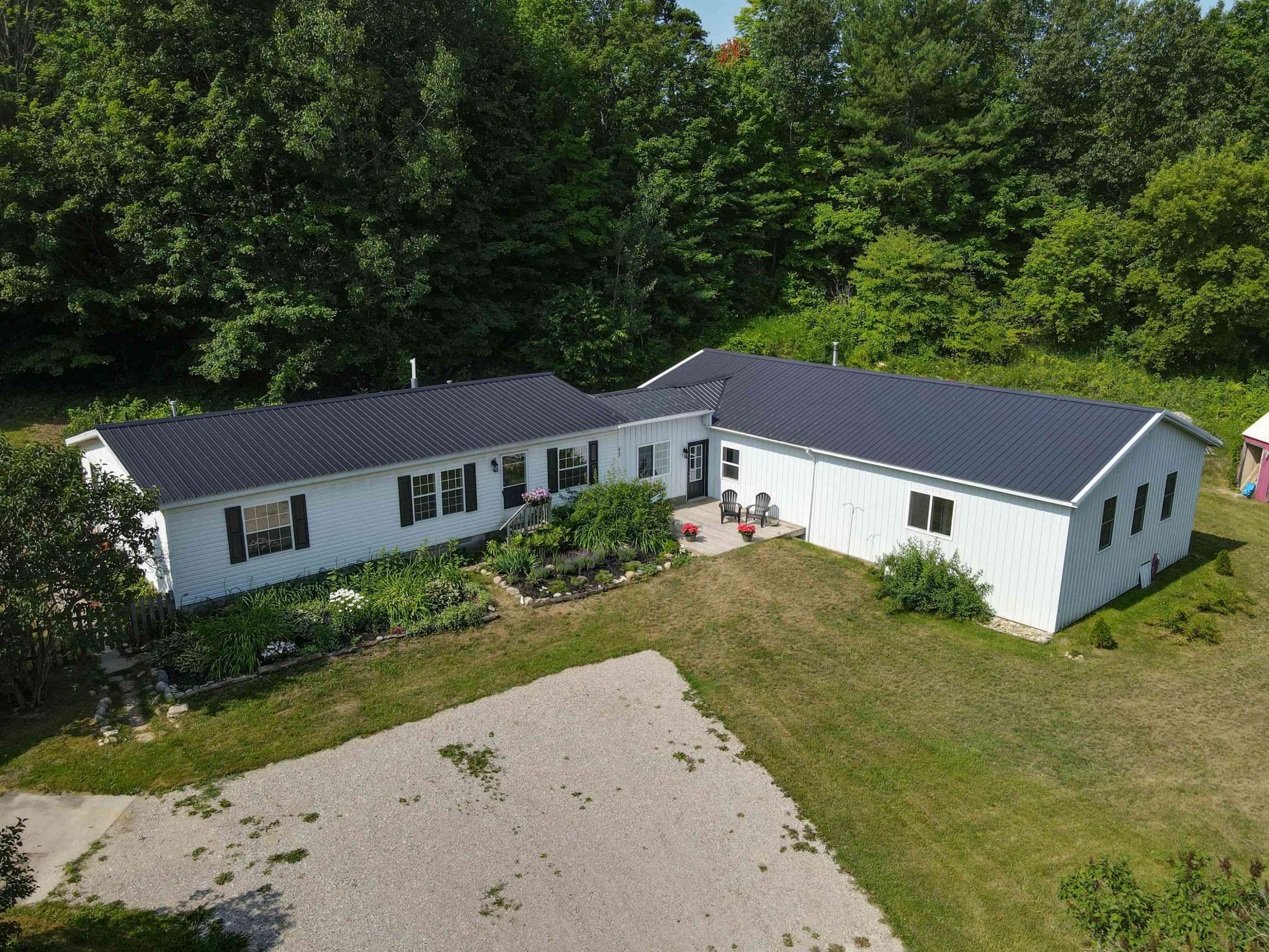 Traverse City, MI 49696,457 N Garfield
