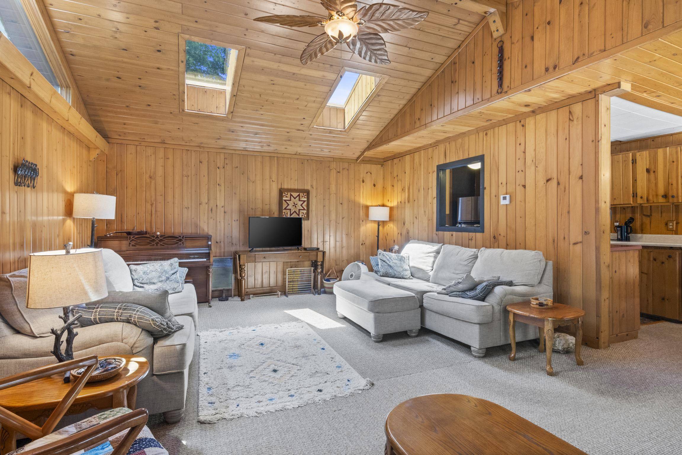Frankfort, MI 49635,637 Crystal Avenue