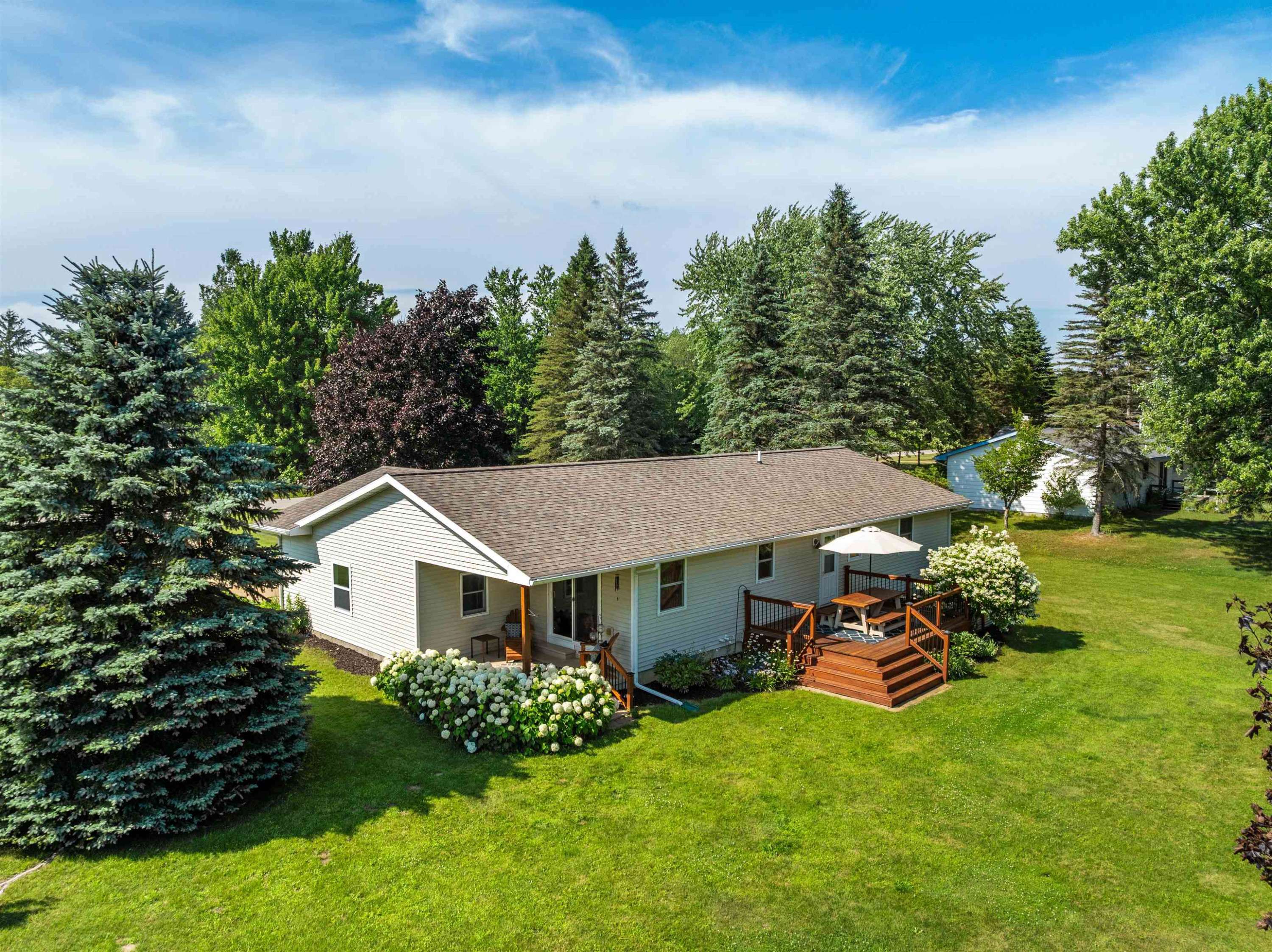 Cadillac, MI 49601,4052 Benson Road