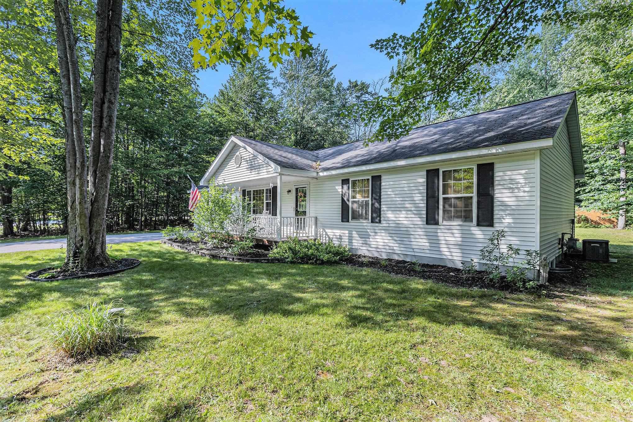 Lake Ann, MI 49650,8250 Bent Pine Drive