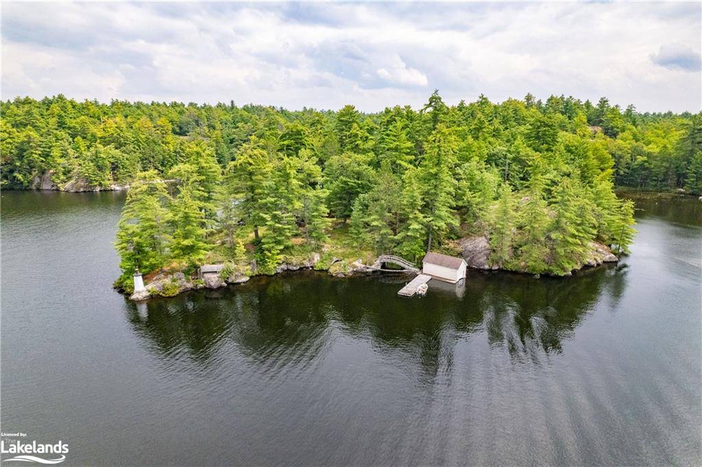 Gravenhurst, ON P1P 1V5,1375 Gull Lake