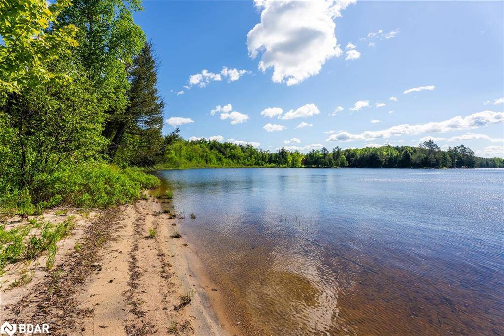 Magnetawan, ON P0A 1P0,2691 Ahmic Lake Rd Road