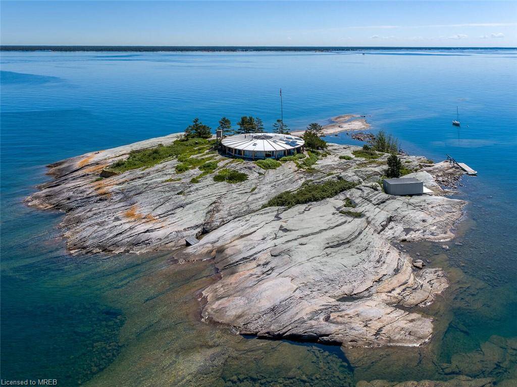 Port Severn, ON L0K 1S0,2 3700 Table Rock Island