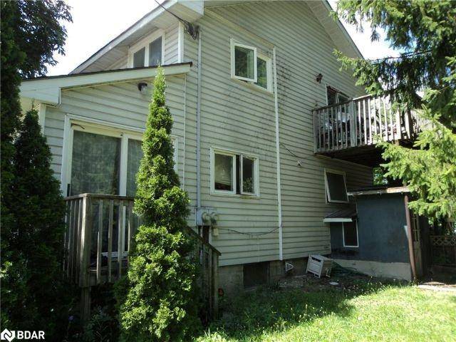 Orillia, ON L3V 2R1,136 Barrie Road