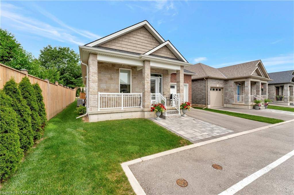 Brantford, ON N3T 6E5,6 Beckett Drive #6