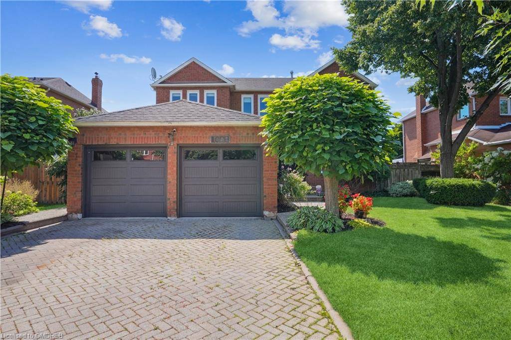 Oakville, ON L6H 3Z8,1008 Glenbrook Avenue