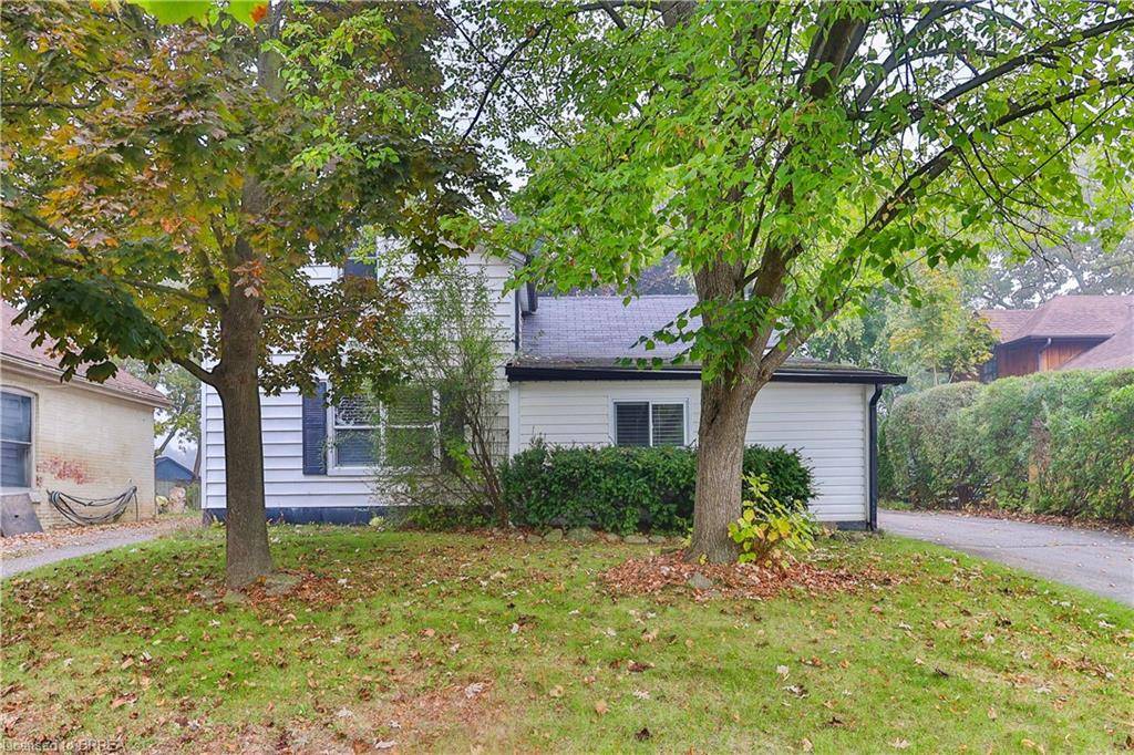 Brantford, ON N3T 4Y5,275 Grand River Avenue