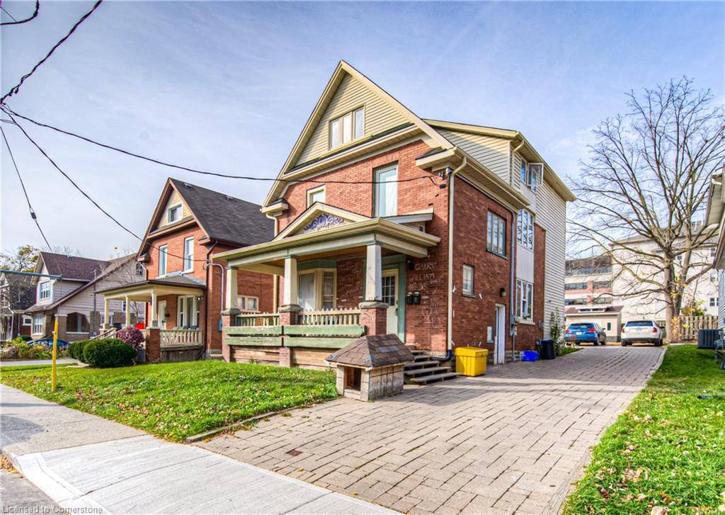 Waterloo, ON N2L 3B1,22 Ezra Avenue