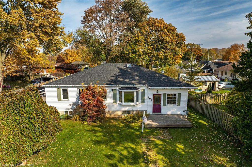 Dunnville, ON N1A 1M7,203 Park Avenue W