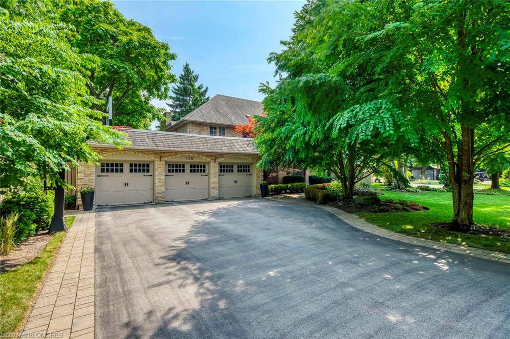 Oakville, ON L6J 5S2,138 Cavendish Court