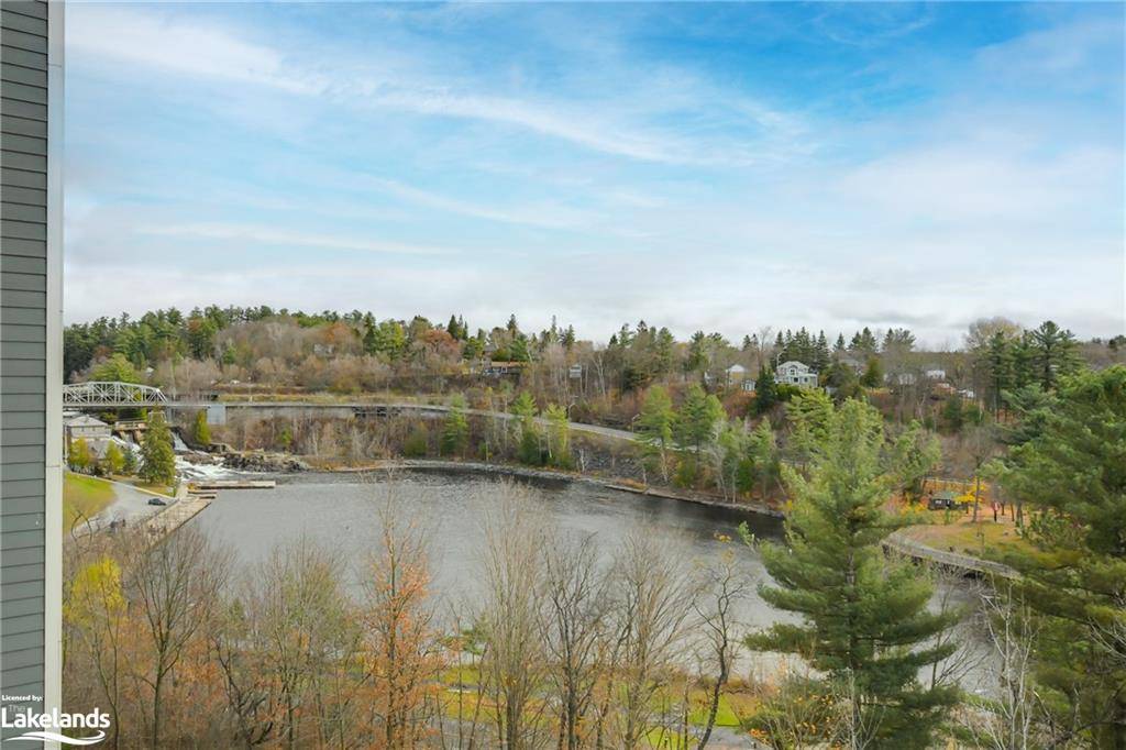 Bracebridge, ON P1L 0A6,10-B Kimberley Avenue #412