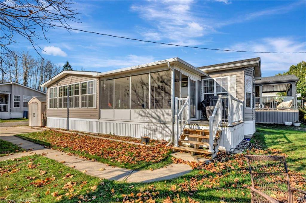 Ayr, ON N0B 1E0,673 Brant-Waterloo Road #302