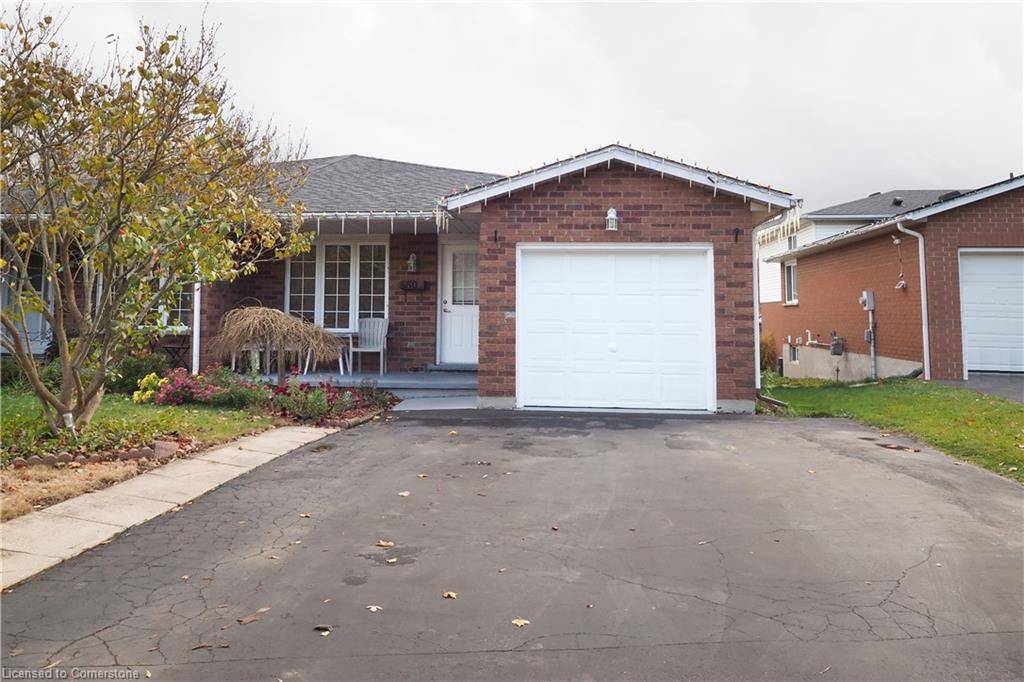 Kitchener, ON N2R 1L8,580 Old Huron Place