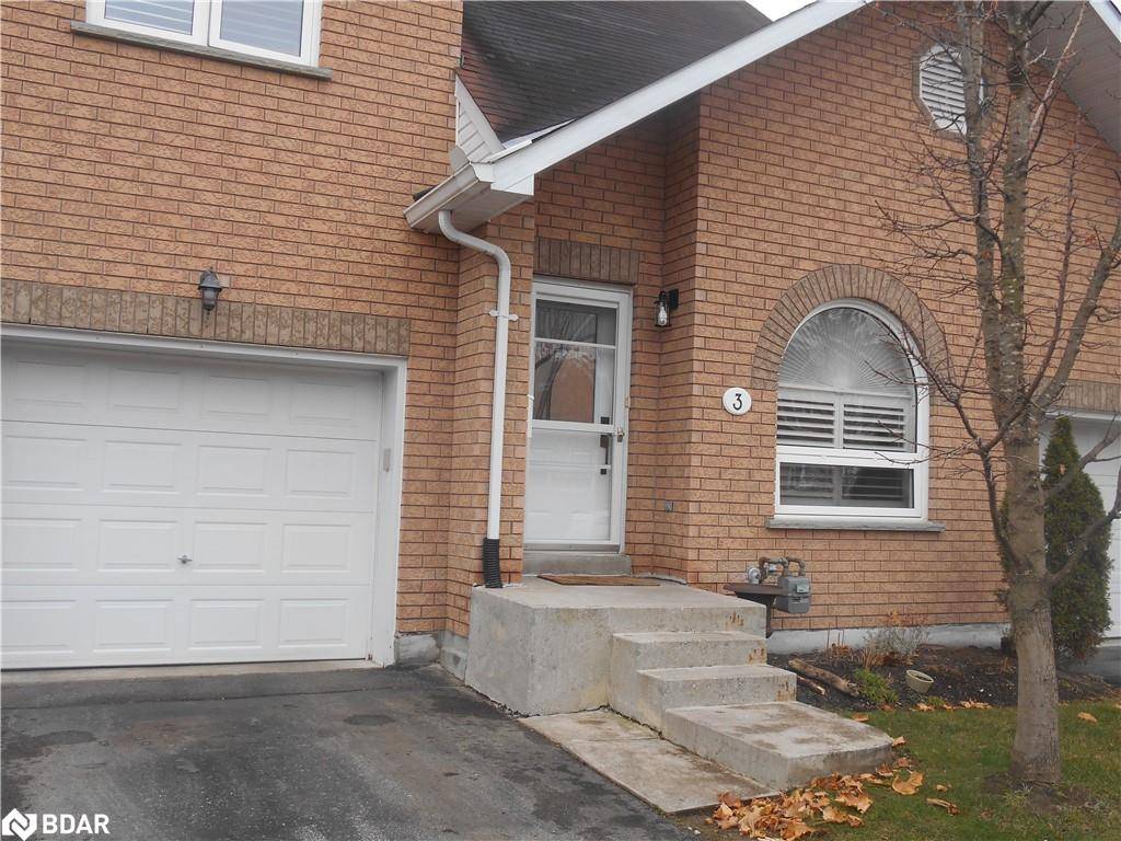 Barrie, ON L4N 2Z6,318 Little Avenue #3