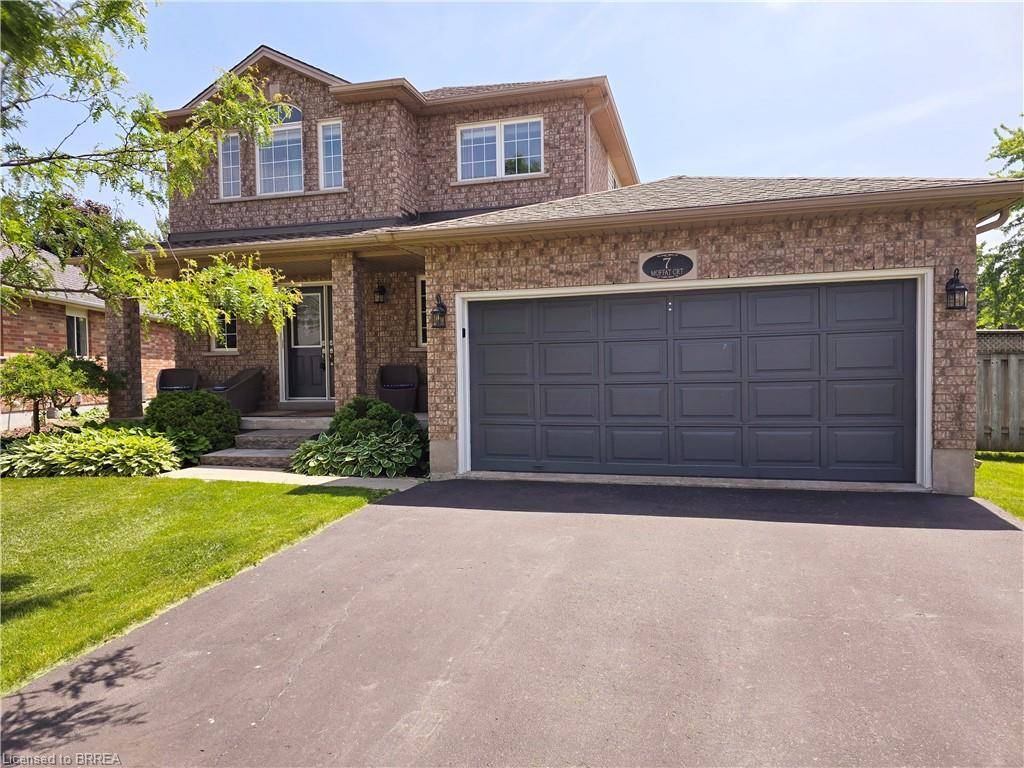 Brantford, ON N3T 6M7,7 Moffat Court