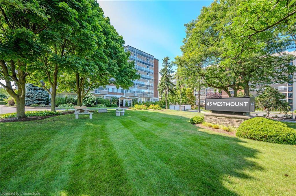Waterloo, ON N2L 2R3,45 Westmount Road #708