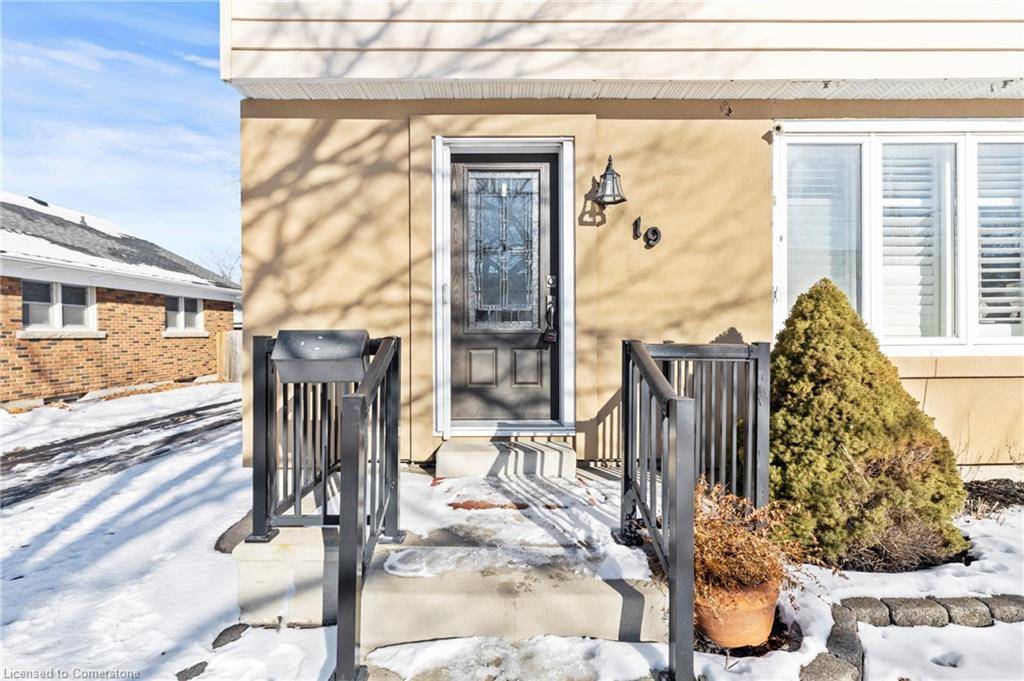 St. Catharines, ON L2P 1B2,19 Cedardale Avenue