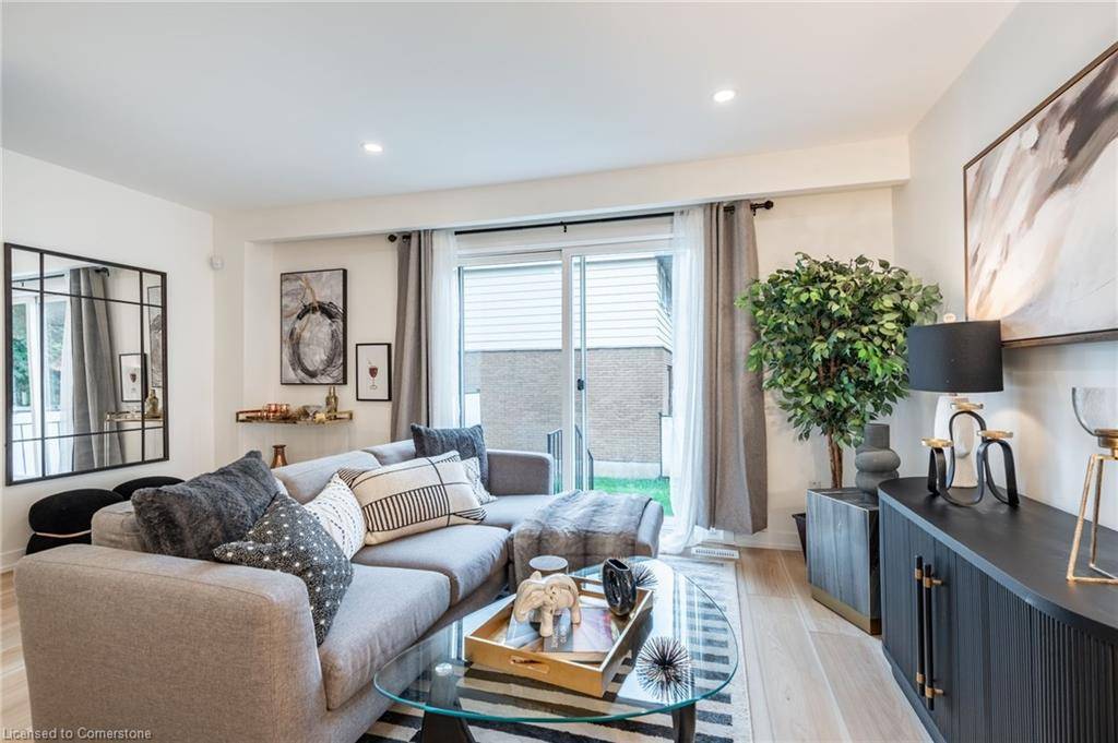 Hamilton, ON L8H 2M6,79 Woodman Drive N