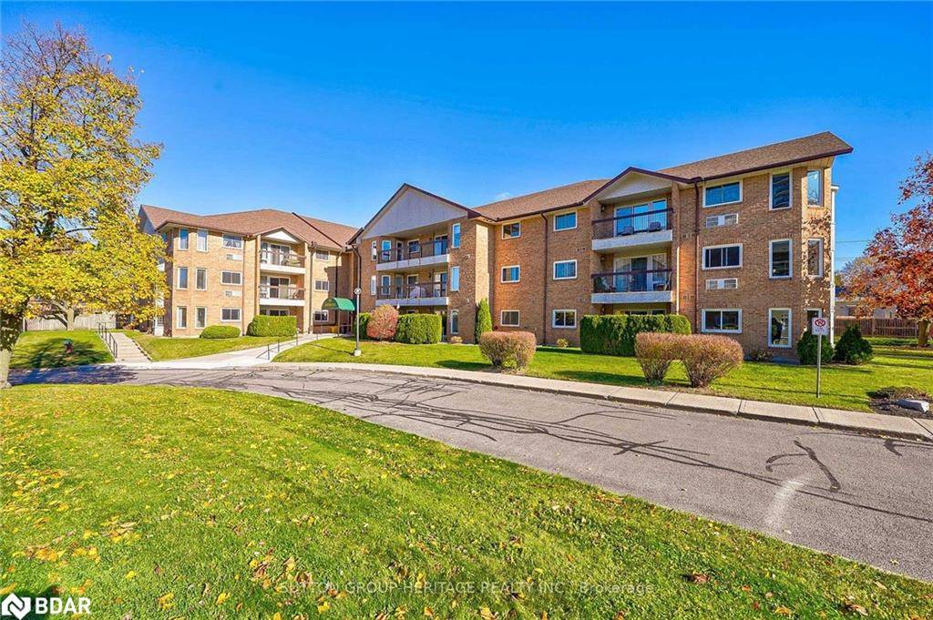 Quinte West, ON K8V 5V1,54 Tripp Boulevard #309