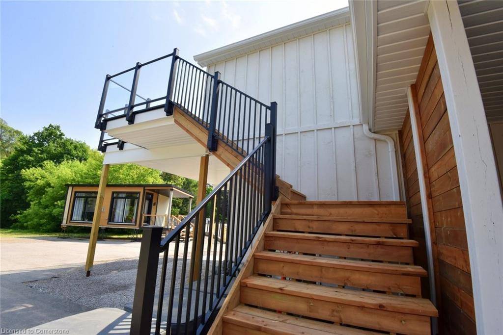 Ancaster, ON L9G 2B9,284 Wilson Street E #202