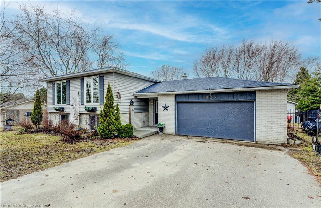 Mount Forest, ON N0G 2L3,425 Clyde Street