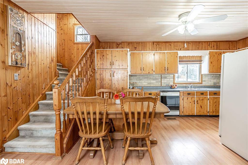 Waubaushene, ON L0K 2C0,308 Cherry Street
