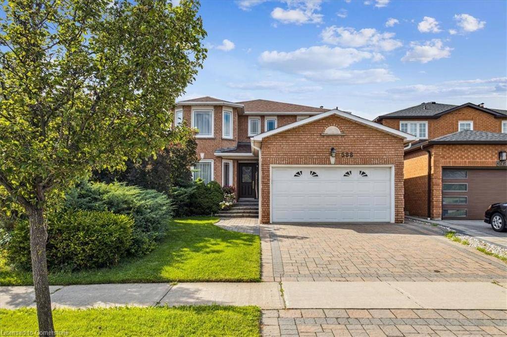 Mississauga, ON L5B 3X3,588 Fairview Rd Road W