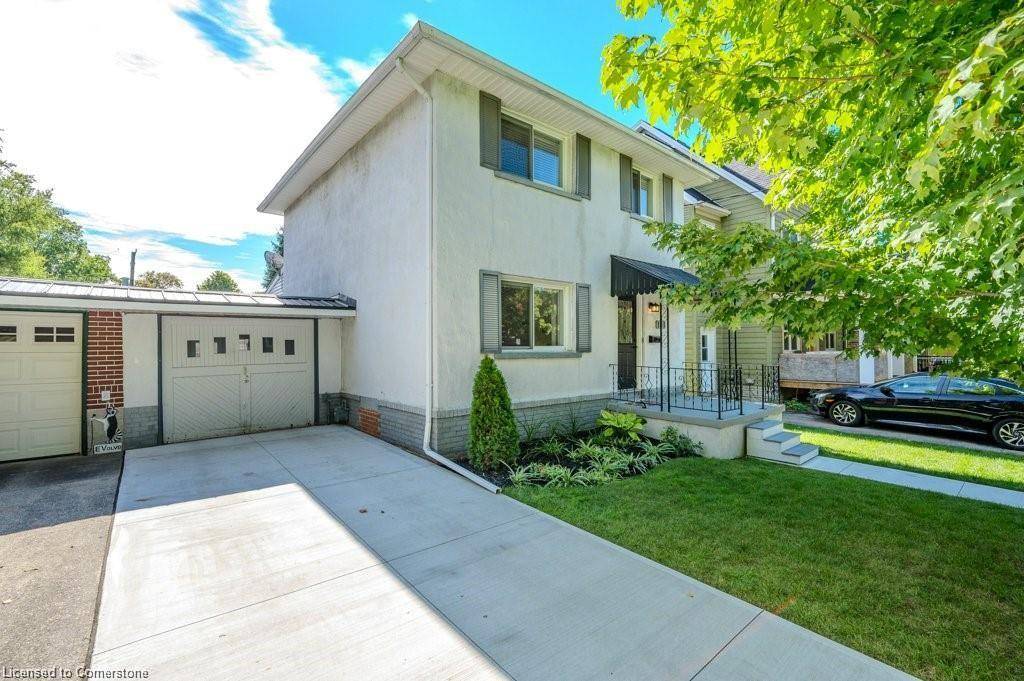Kitchener, ON N2G 2H9,131 Wood Street